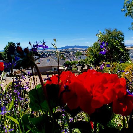Отель The Redgarth Oldmeldrum Экстерьер фото