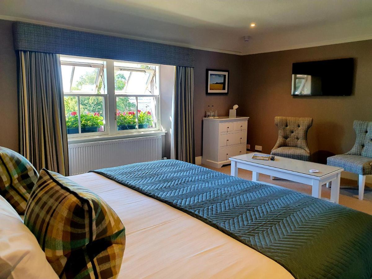 Отель The Redgarth Oldmeldrum Экстерьер фото